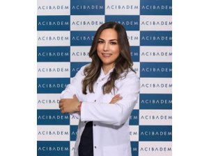 Uzmanından uyarı: "Yazın en büyük hata su yerine çay ve kahve içmek"