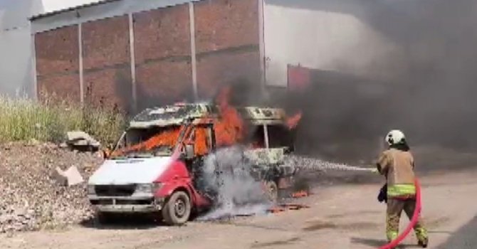 Kahramanmaraş’ta minibüs yangını