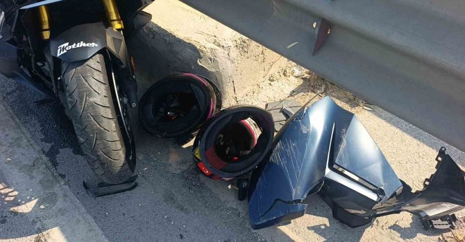 Otomobil ile motosiklet çarpıştı:2 kişi yaralandı