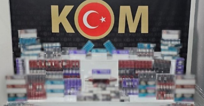 Isparta’da kaçak elektronik sigara kartuşu operasyonu: Bin 970 paket ele geçirildi