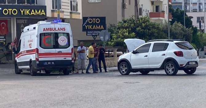 Mersin’de araçların karıştığı kazada 2 yaralı
