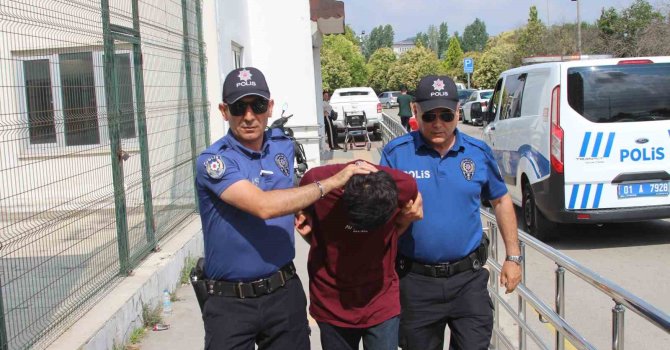 7 kişinin yaralandığı dolmuş kazasındaki şoför: "Kız arkadaşımla sorun yaşamıştım"
