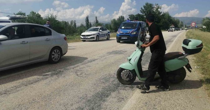 Isparta’da motosikletten düşen sürücü ağır yaralandı