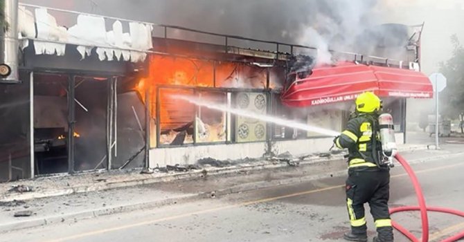 Mersin’de ekmek fırınında yangın