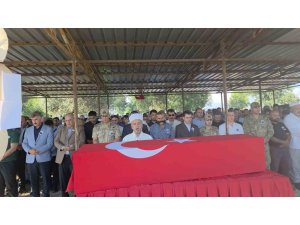 Kalp krizi geçirerek vefat eden uzman çavuş son yolculuğuna uğurlandı