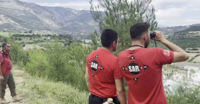 Adana’da çayda kaybolan Ömer 16 gündür aranıyor
