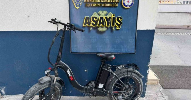 İskenderun’da elektrikli bisiklet çalan hırsızlar yakalandı