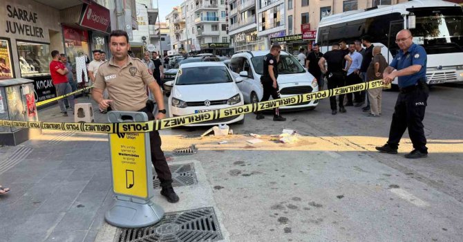 Doğum günü pastasıyla yürürken silahlı saldırıya uğradı