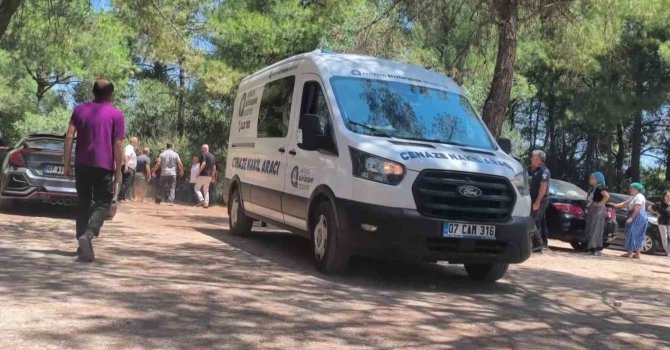Antalya’da ormanlık alanda bir kişinin cansız bedeni bulundu