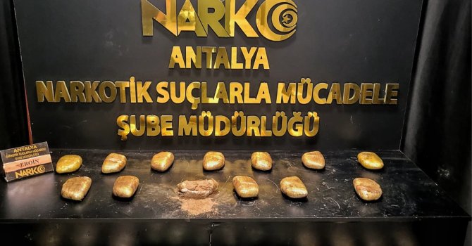 Aile görüntüsü vererek uyuşturucu nakline operasyon