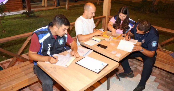 Aksu’da zabıta ekiplerinden dilenci denetimi