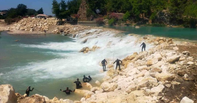 Manavgat’ta çayda kaybolan genç 13 gündür aranıyor