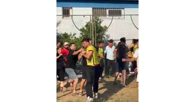 Tarsus’ta köyler arası futbol turnuvasında maç sonu kavgası