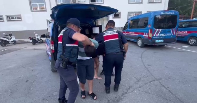 Canlı yayında terör propagandası yapan şahıslar YTS ile tespit edildi