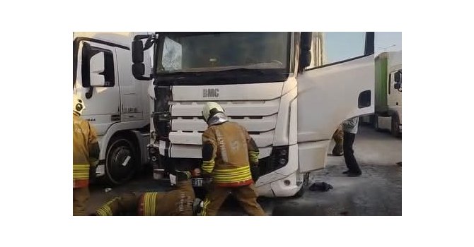 İskenderun’da tır yangını