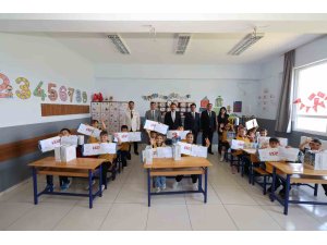 Hatay’da 368 bin 320 öğrenci karne heyecanı yaşadı