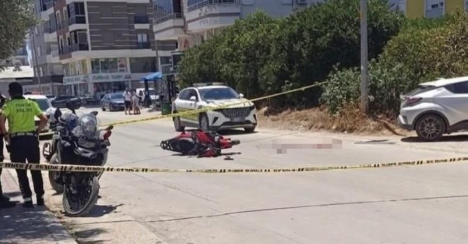 Otomobil ile çarpışan motosikletin genç sürücüsü hayatını kaybetti