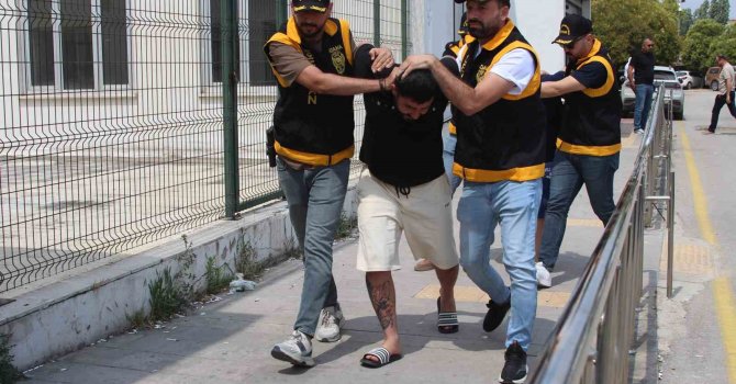 Komşusunun evine kurşun yağdıran şüpheli, 500 saatlik kamera incelemesiyle yakalandı