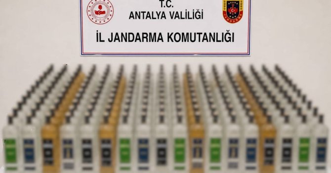 Alanya ve Manavgat’ta kaçak içki operasyonu: 208 litre ele geçirildi