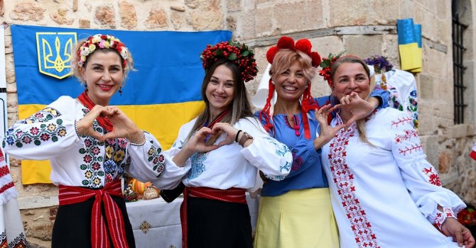 Kaleiçi’nde masal sürüyor