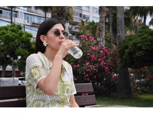 Mersin’de uzmanlardan aşırı sıcaklara karşı uyarılar