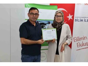 Alanyalı çiftçilere tarımın geleceği anlatıldı