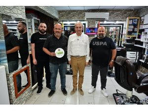 Kocagöz, "Temizlik Kirletmemektir" kampanyasını Kültür Kafeler Caddesi esnafına tanıttı