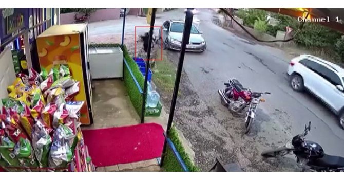 Çocuğun 3 metrelik kuyuya düştüğü korku dolu anlar kamerada
