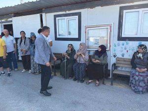 Kaymakam Akdaş, konteyner kentte yaşayan vatandaşlarla bir araya geldi