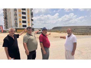 Adana’da çöp sorunu vatandaşı canından bezdirdi