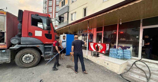 Osmaniye’de iş yeri yangını