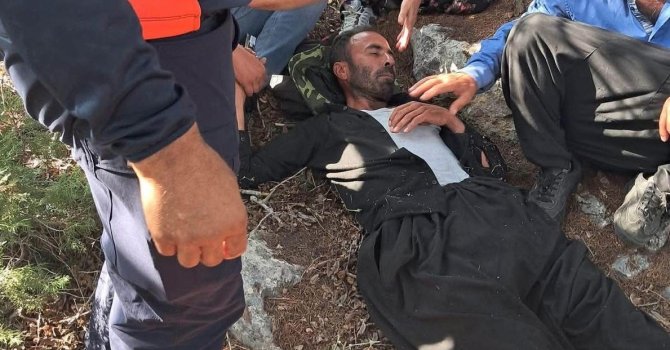 Kayıp şahıs ormanda bitkin halde bulundu