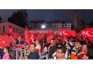 Osmaniye’de demokrasi ve milli birlik yürüyüşü