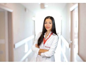 Op. Dr. Oğur: "Gebelikte yüzme güvenli ancak her anne adayı için uygun olmayabilir"