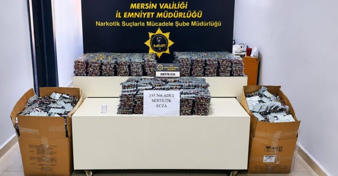 Mersin’de 155 bin 568 adet uyuşturucu hap ele geçirildi, 2 kişi tutuklandı