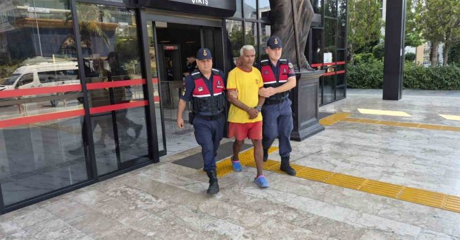 Alanya’da firari hükümlü jandarma denetiminde yakalandı