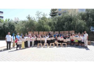 Alanya Belediyesi’nden Kur’an kurslarına 800 rahle desteği