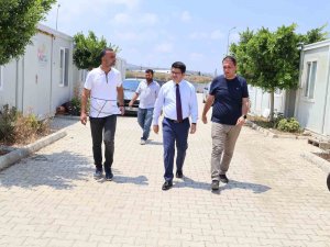 Arsuz’da konteyner kentlerin tahliyesiyle ilgili vatandaşlarla bir araya gelindi