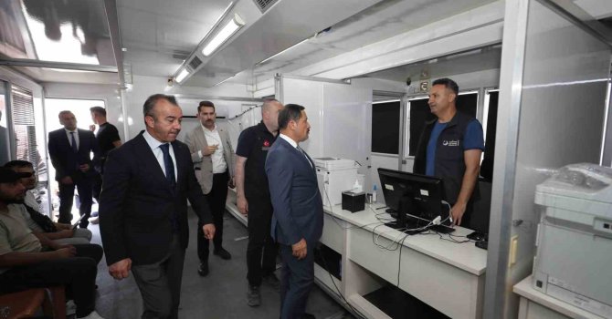 Cilvegözü’nde Suriyelilerin ülkelerine dönüşü sürüyor