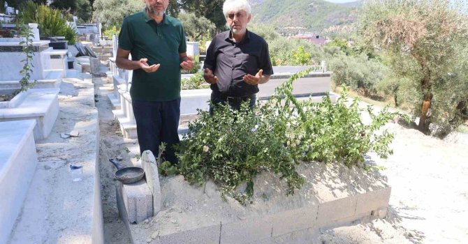 Üniversite hastanesinde yaşanan cenaze karışıklığında aile başka cenazeyi yıkayıp, namazını kılıp defnetti