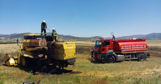 Burdur’da hasat yapan biçerdöver alevlere teslim oldu