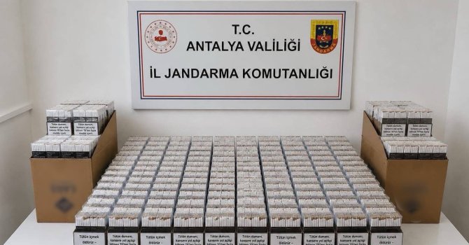 Antalya’da kaçak tütün operasyonu: 10 bin doldurulmuş makaron ele geçirildi
