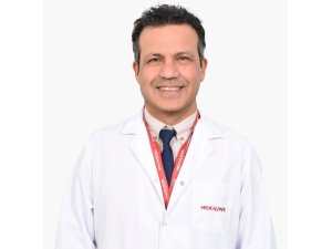 Prof. Dr. Gürhan Öz: "Aşırı terleme sosyal yaşamı olumsuz etkiliyor"