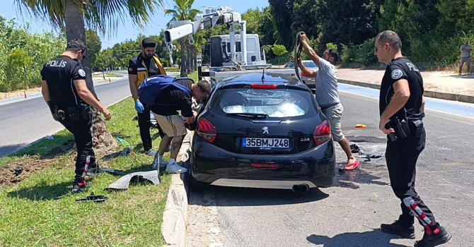 Evlilik teklifine giderken kaza yaptı, yüzük ve çiçeği bulmadan hastaneye gitmedi