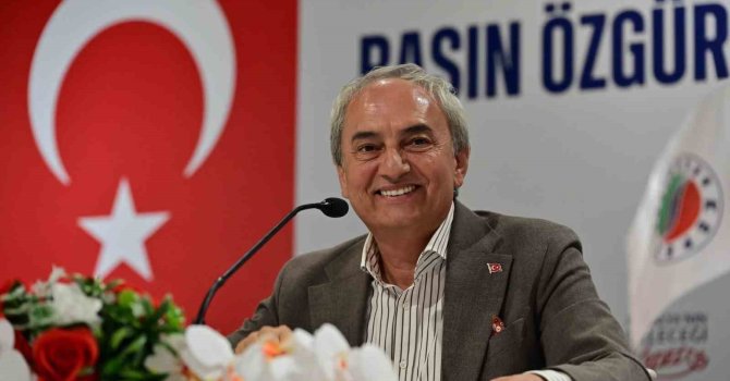 Kepez Belediye Başkanı Kocagöz’den yeni parti cevabı