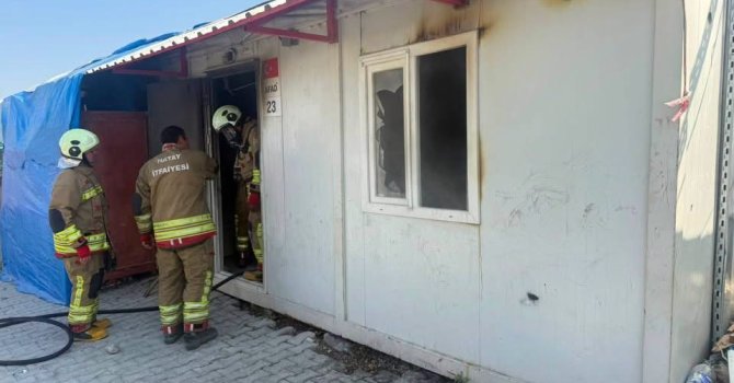 Antakya’da konteyner kentte çıkan yangın kontrol altına alındı