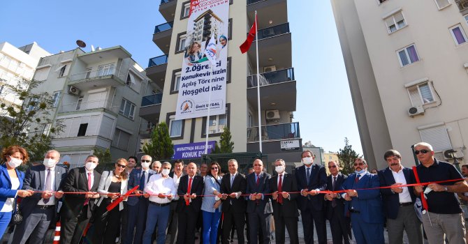 Öğrenci konukevi törenle açıldı