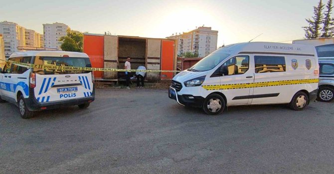 Yaşamını sürdürdüğü konteynerin yanında ölü halde bulundu