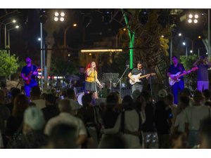 Mersin’de yaz akşamları konserlerle şenleniyor
