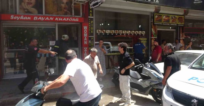 Babanın yaptığı kaynaktan çıkan kıvılcımlar, oğlunun işlettiği bayan kuaföründe yangın çıkardı